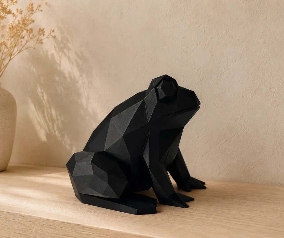 La Grenouille Facétieuse, coloris Noir, collection Intemporels
